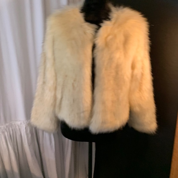 Skies Are Blue Cream Faux Fur Jacket - Picture 9 of 11